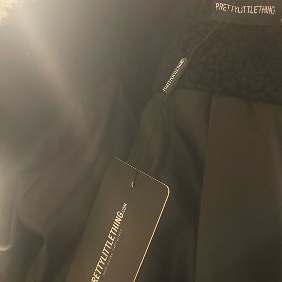 Black oversized borg pocket front coat - Picture 2 of 6